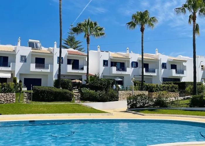 펜션 Jardim Da Oura By Check-in, Portugal 알부페이라